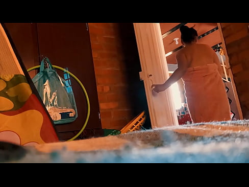 ❤️ میرے چچا شاور میں میرا پیچھا کرتے ہیں، جب میں شاور لیتا ہوں تو وہ مجھے چودتا ہے۔ ❤❌  مقعد ویڈیو پر ur.liporno.ru ﹏