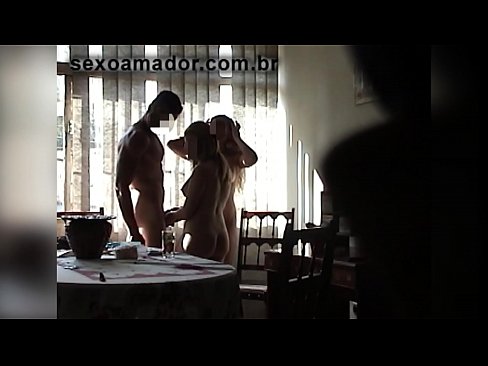 ❤️ جنسی دوست ایک دیو آدمی اور اس کے ساتھ ایک تھریسم کو مدعو کرتے ہیں۔ ❤❌  مقعد ویڈیو پر ur.liporno.ru ﹏